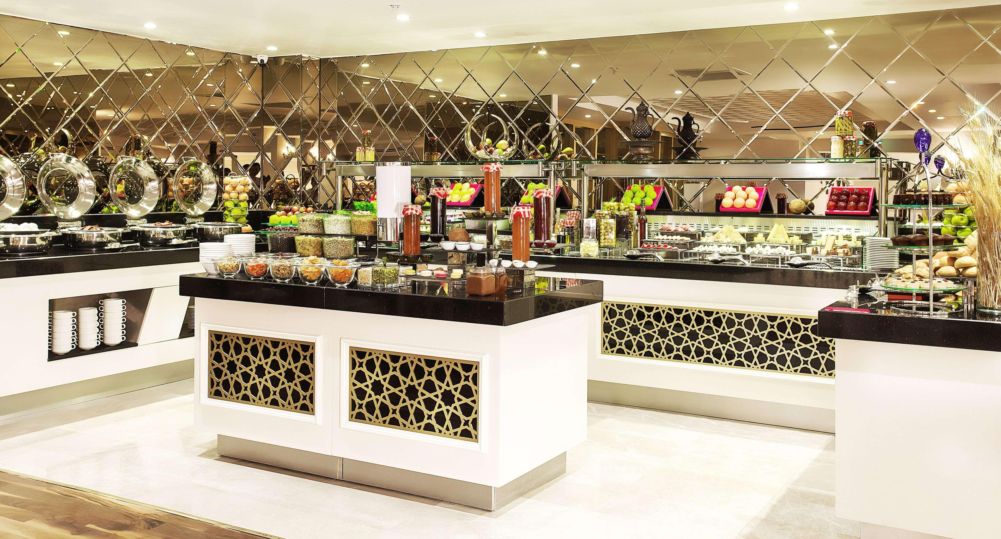 Doubletree By Hilton Gaziantep Hotel Buitenkant foto