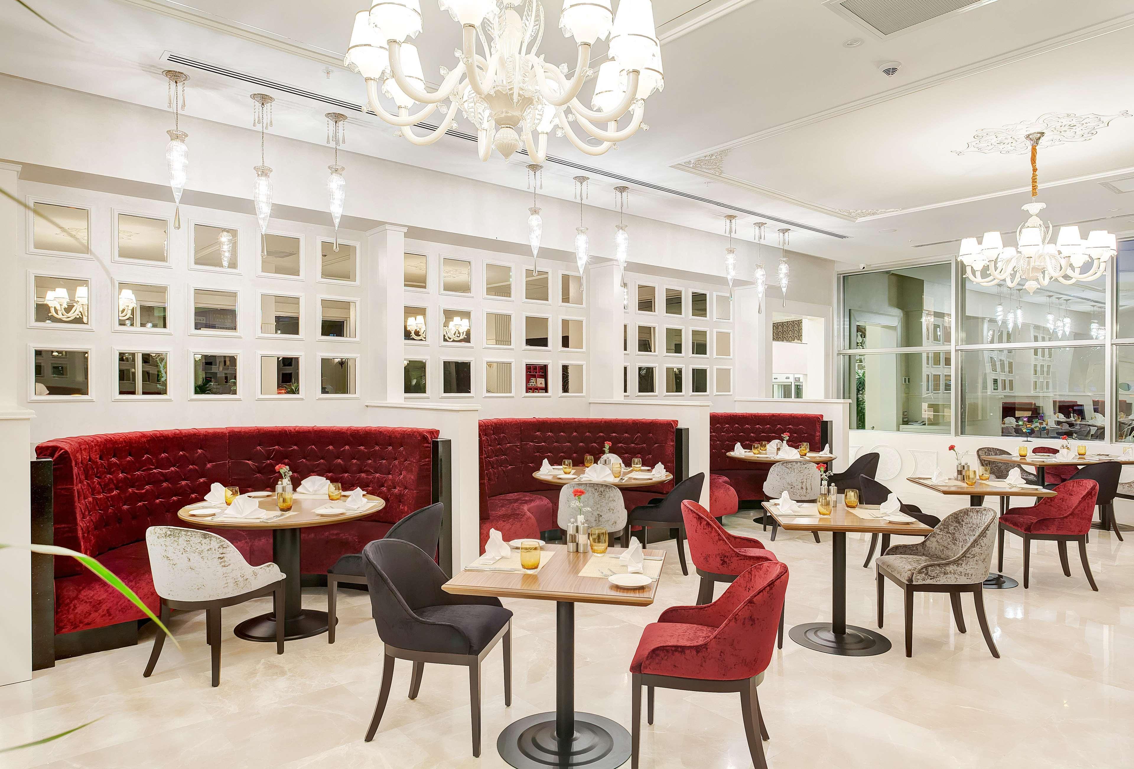 Doubletree By Hilton Gaziantep Hotel Buitenkant foto