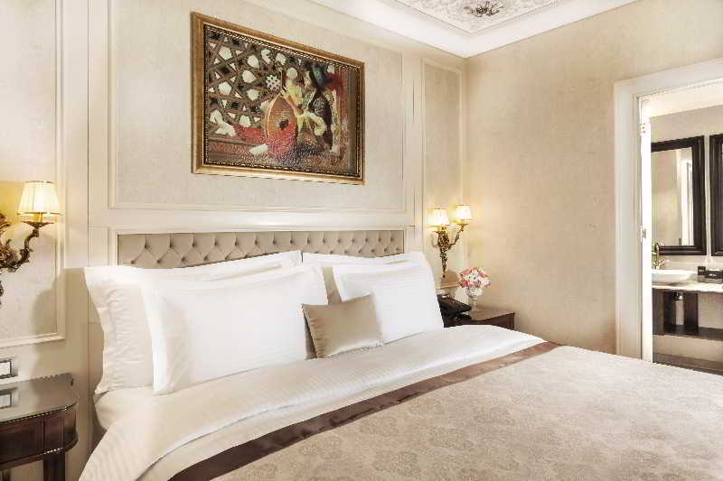 Doubletree By Hilton Gaziantep Hotel Buitenkant foto